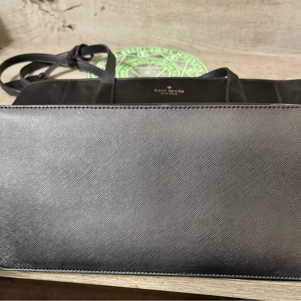 Kate Spade Black Dana Saffiano PVC tote with matching Madison wallet - Picture 10 of 16